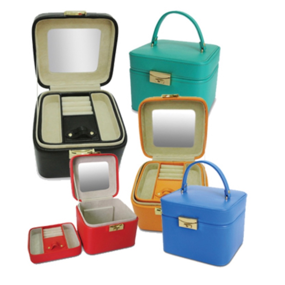 Morelle & Co Jewelry Travel Case